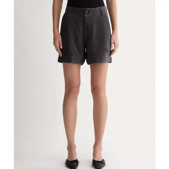 NWOT Everlane The Utility Short in Buttersoft In Graphite Size 6